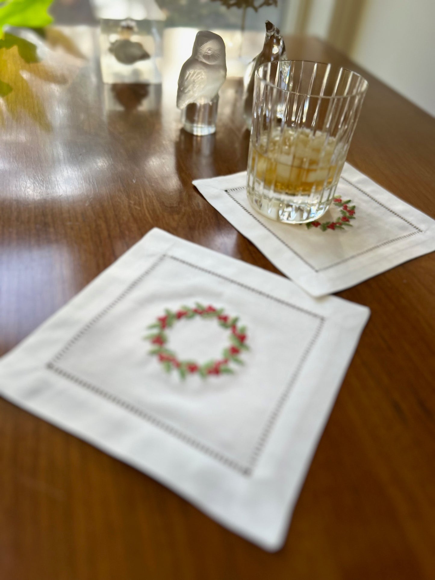Cocktail Napkins, Christmas Berry Wreath, Set of 4