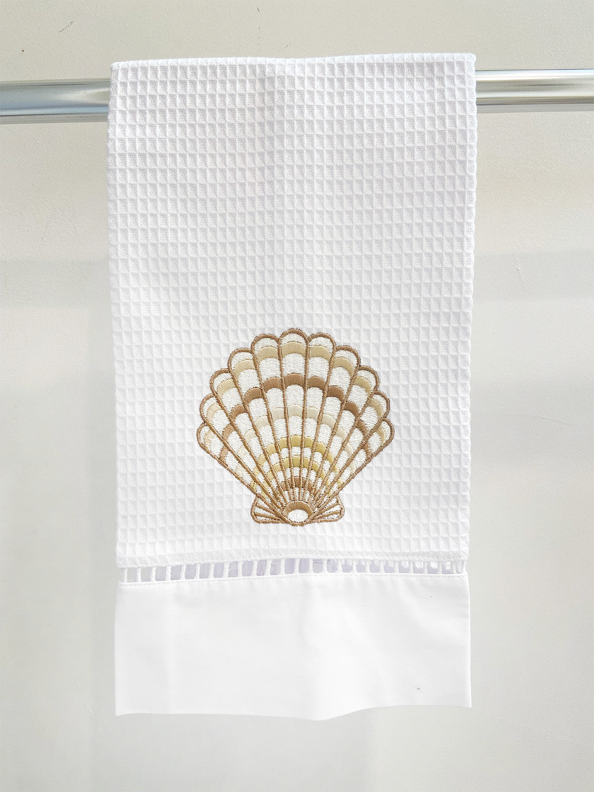 Guest Towel, Waffle Weave, Clam (Beige)