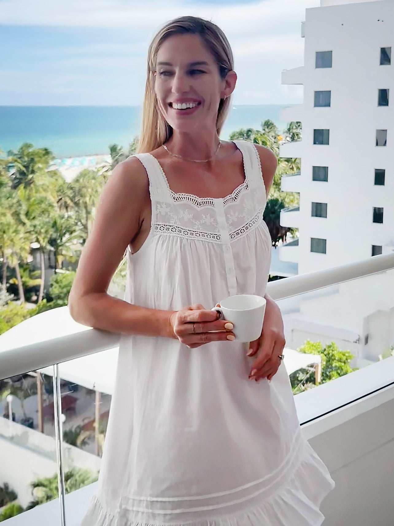 Jennifer White Cotton Nightgown