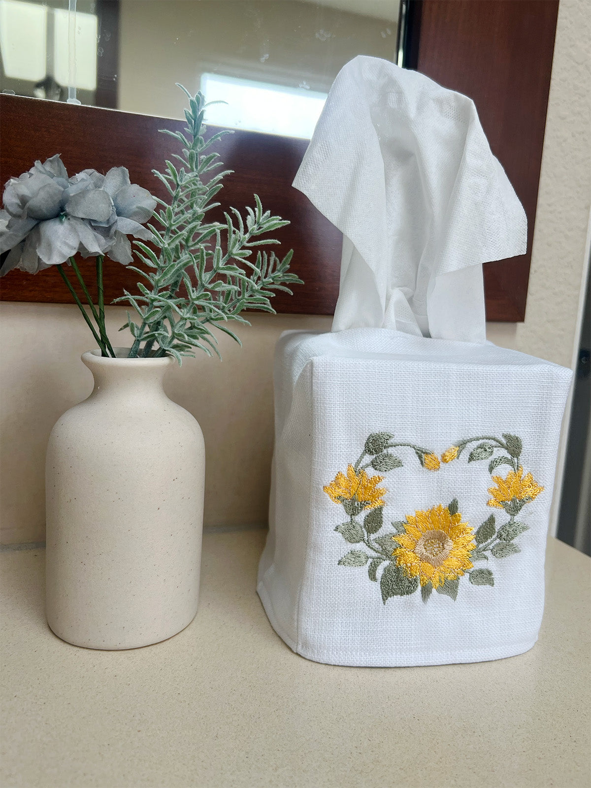 Tissue Box Cover, Sunflower Circle