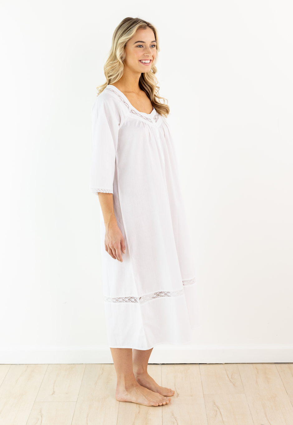 Victoria White Cotton Nightgown