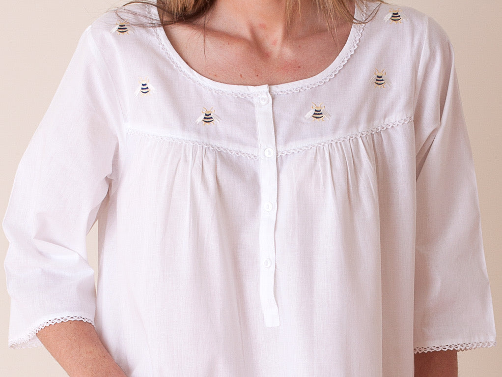 Bee White Cotton Nightgown, Embroidered (Bee - Gold/Navy)