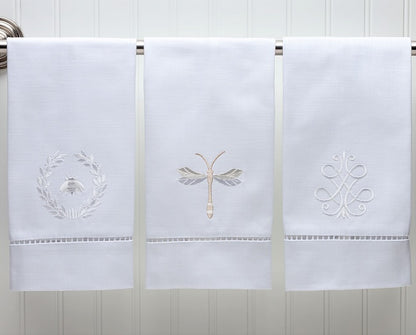 Guest Towel, White Linen/Cotton & Ladder Lace, Twilight Dragonfly (Beige)