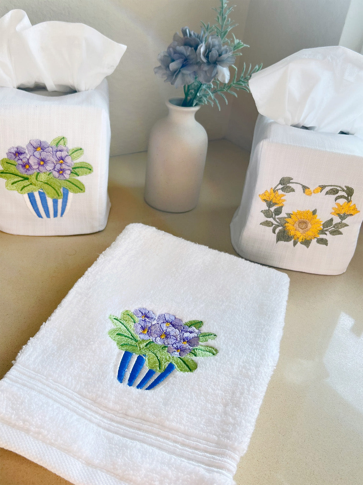 Tissue Box Cover, Pot of Pansies