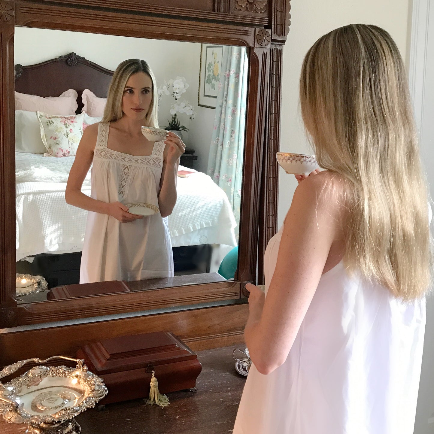 Louise White Cotton Nightgown