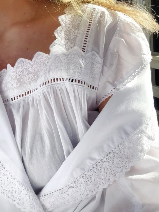 Love Yourself in the Genevieve + Lace Robe - Save 15%