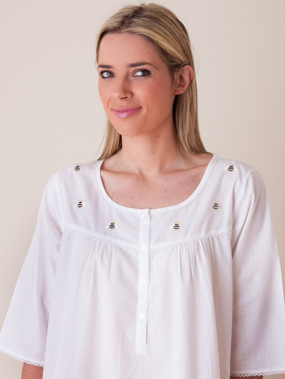 Bee White Cotton Nightgown, Embroidered (Bee - Gold/Navy)