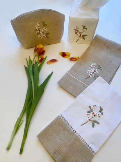 Tissue Box Cover, Linen Cotton, Apple Blossom (White)