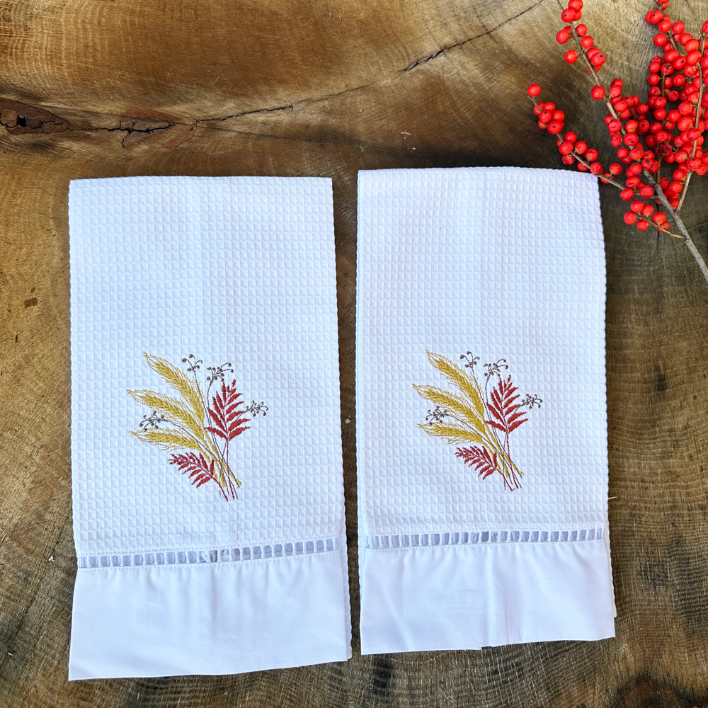 Guest Towel, Waffle Weave, Wheat Sheaf (Red, Gold)
