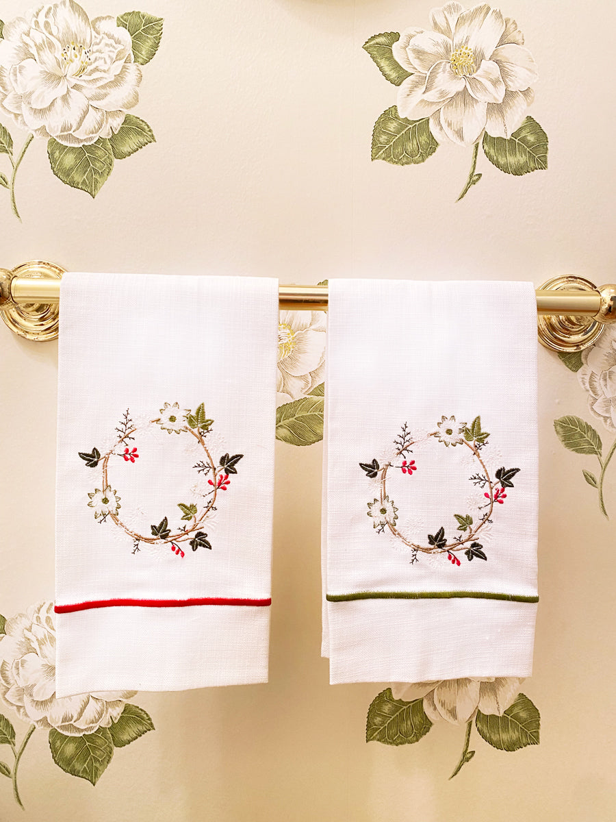Guest Towel, White Linen, Satin Stitch, Ivy & Holly Wreath (Olive)